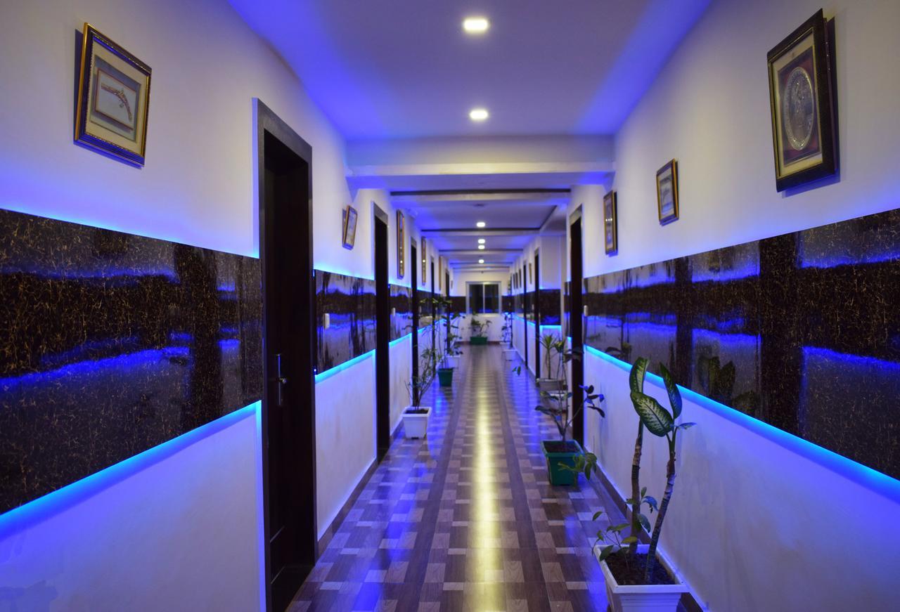 Hotel New Majestic Аджмер Екстериор снимка