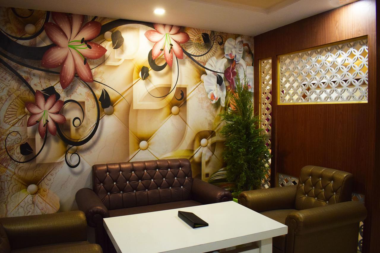 Hotel New Majestic Аджмер Екстериор снимка